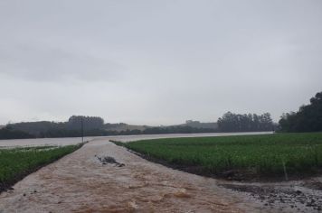 Chuvas causam inundações e diversos prejuízos em Cruzaltense, no norte do RS